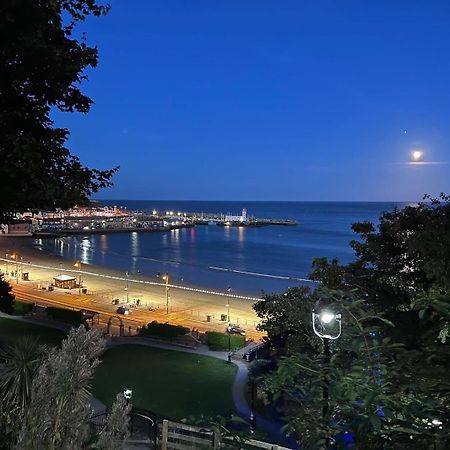 No10 Seaside Apartment - Ground Floor Apartment สการ์โบโรห์ ภายนอก รูปภาพ